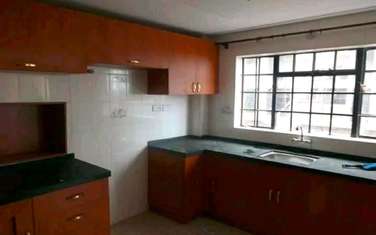 3 Bed Apartment with En Suite in Syokimau