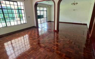 5 Bed Townhouse with En Suite in Lavington