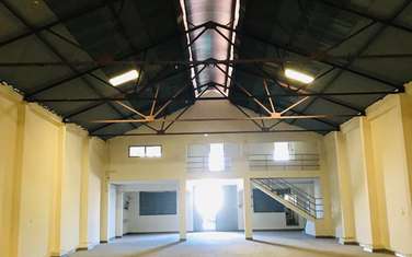 5,000 ft² Warehouse  at Shimanzi