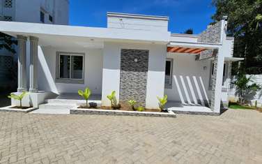3 Bed Villa with En Suite at Mtomondoni