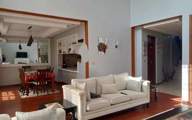 4 Bed Villa with En Suite at Runda