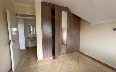Serviced 4 Bed Apartment with En Suite in Kileleshwa