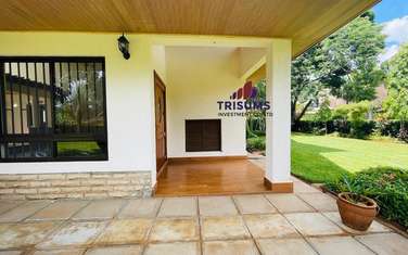 4 Bed Townhouse with En Suite in Ridgeways