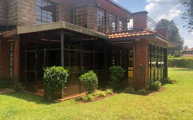 4 Bed Townhouse with En Suite at Ndege