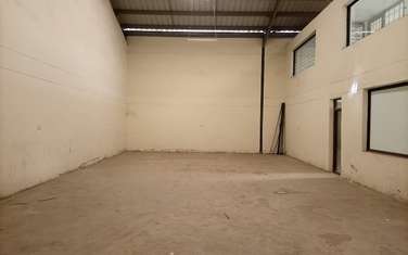 3,100 ft² Warehouse with Service Charge Included at Syokimau