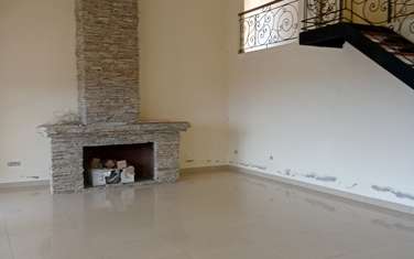 4 Bed Villa with En Suite at Mlimani