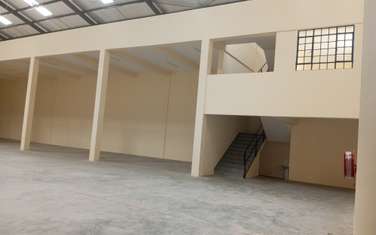 10,000 ft² Warehouse with Parking in Ruiru