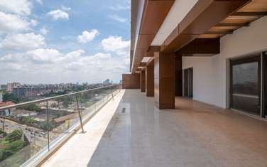 5 Bed Apartment with Swimming Pool in Kileleshwa