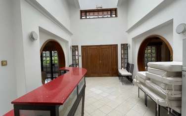 6 Bed House with En Suite at Kyuna Road