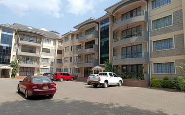 3 Bed Apartment with En Suite at Near Bypass.