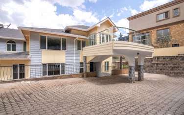 5 Bed House with Garage in Kitisuru