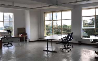 260 m² office for rent in Brookside