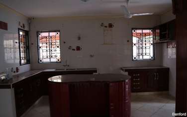 4 bedroom villa for sale in Nyali Area