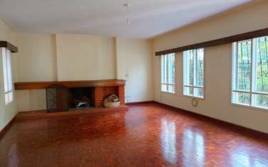 4 Bed House with Garden in Lake View