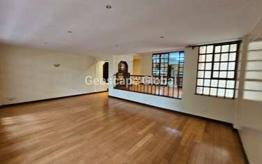 3 Bed Apartment with En Suite in Kileleshwa