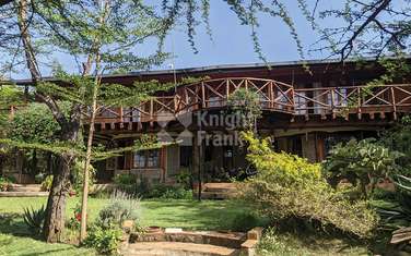 3 Bed House with Garden at Lewa