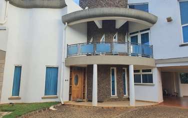 4 Bed Townhouse with En Suite at Runda Drive