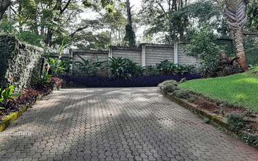 5 Bed Townhouse with Garden in Spring Valley