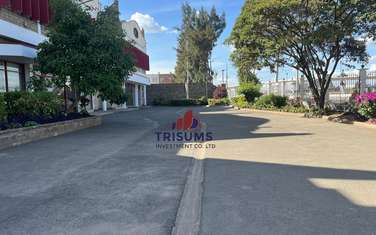6,000 ft² Warehouse with Parking in Mombasa Road