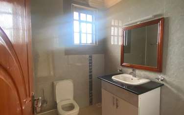 3 Bed House with En Suite at Mumwe