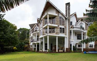 5 bedroom villa for rent in Nyari