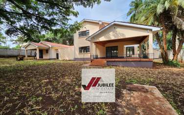 6 Bed House with En Suite in Kyuna