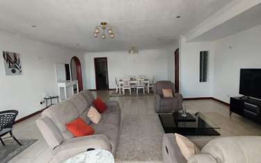 Furnished 2 Bed Apartment with En Suite at Wes