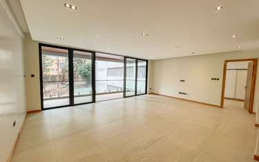 3 Bed Apartment with En Suite in Spring Valley