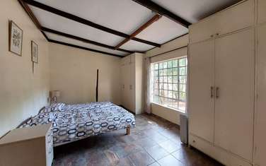 2 Bed House with En Suite at Karen Hardy