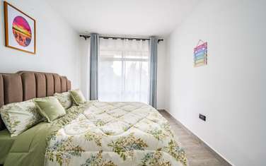 2 Bed Apartment with En Suite in Kitisuru