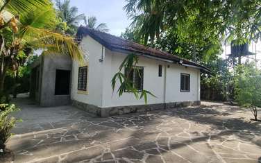 3 Bed House with En Suite at Kanamai