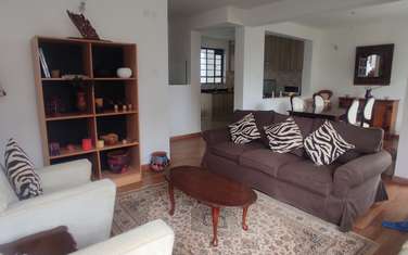 4 Bed Townhouse with En Suite at Banana