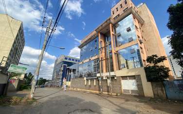 419 m² office for rent in Ngara