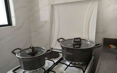 Serviced Studio Apartment with En Suite at Othaya Road
