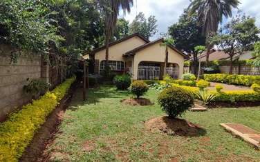 4 Bed House with En Suite in Mountain View