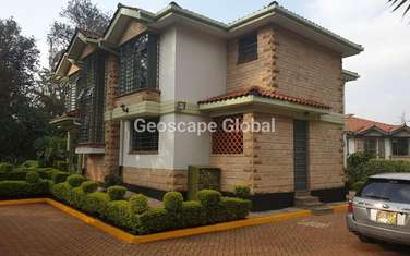 5 Bed House with En Suite in Nyari