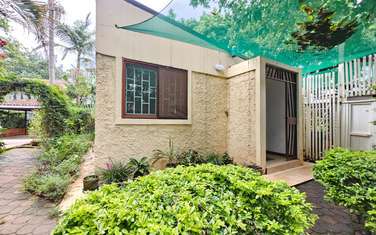 2 Bed House with En Suite at Peponi Road