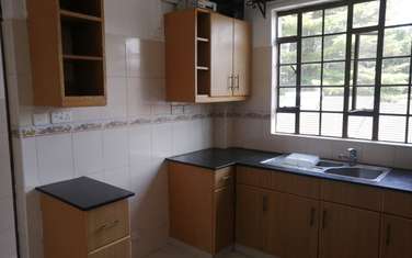 2 Bed Apartment with Aircon in Brookside