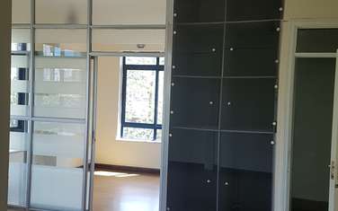 900 ft² office for rent in Hurlingham