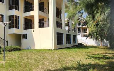 6 Bed House with En Suite in Kitisuru