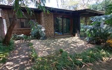 4 Bed House with Garage in Kitisuru