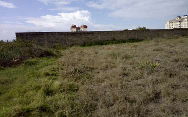 Land in Mlolongo