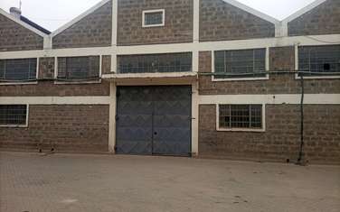 4500 ft² warehouse for rent in Industrial Area