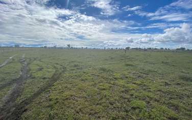 5 ac land for sale in Isinya