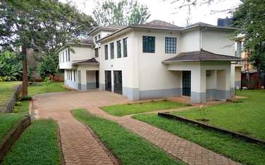 5 Bed House with En Suite at Riviera Estate