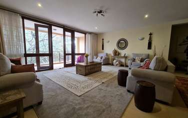 Serviced 3 Bed Apartment with Swimming Pool in Riverside