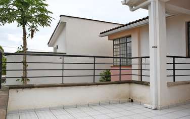 4 Bed Townhouse with En Suite at Express Way