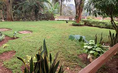 Serviced 2 Bed Apartment with En Suite at Nyari