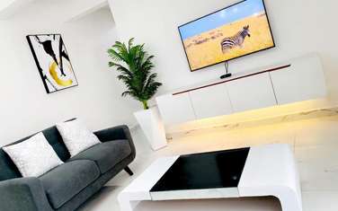 Furnished 2 Bed Apartment with En Suite in Hurlingham