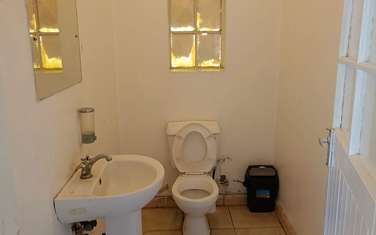 400 ft² Commercial Property with Service Charge Included at Othaya Road